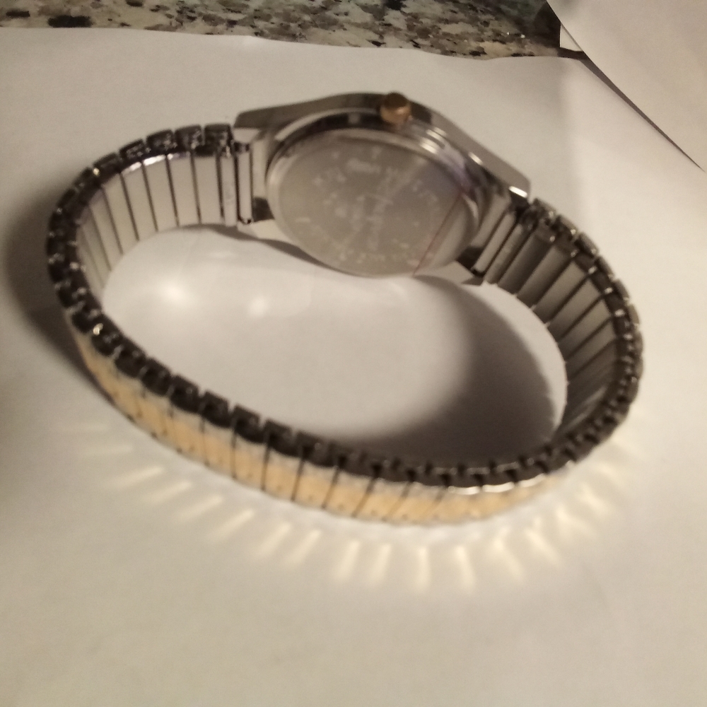 Watch - Picture 3 of 4